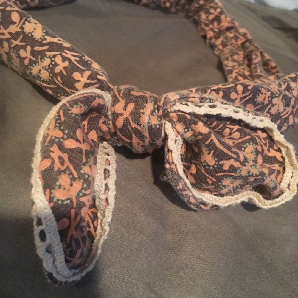 Urban outfitters floral headband - Picture 7 of 8